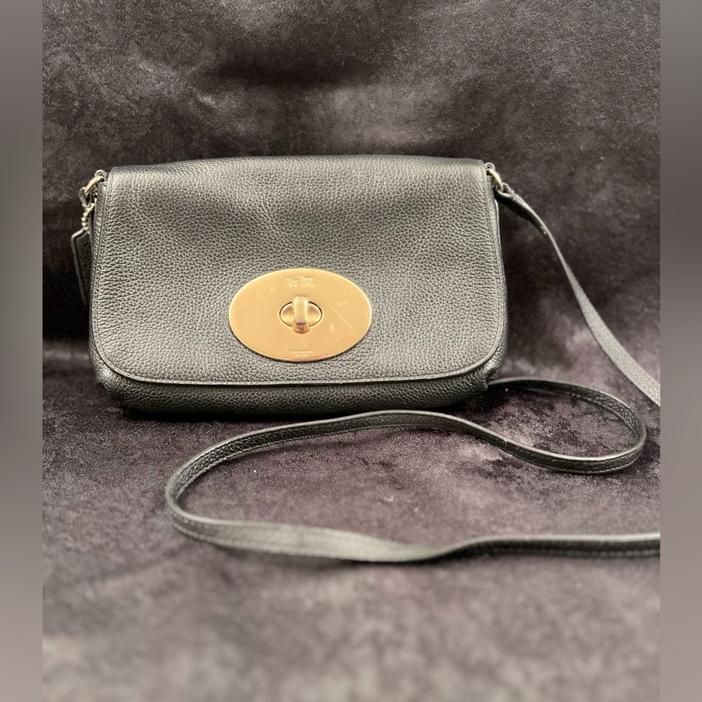 Coach shoulder bag